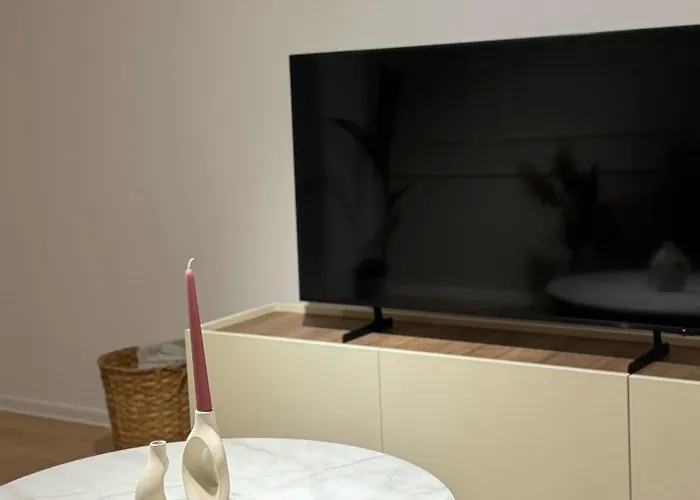 Cozy Getaway Sector 1 *