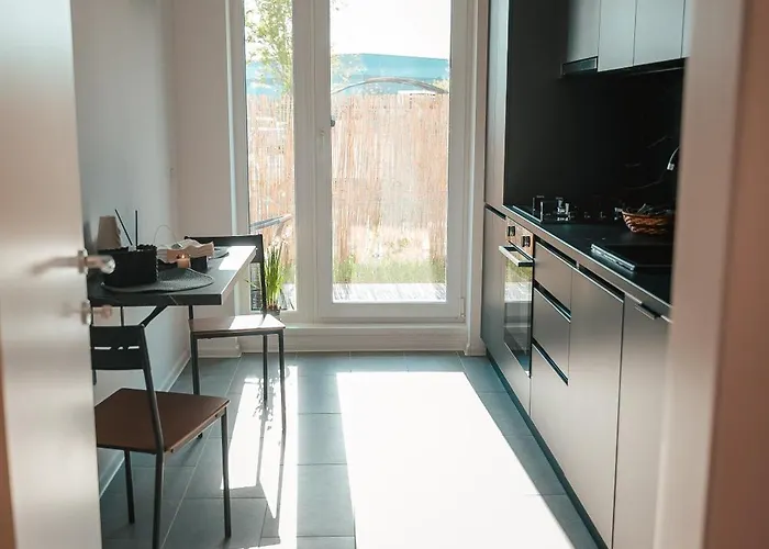 Cozy Getaway Sector 1 Apartment