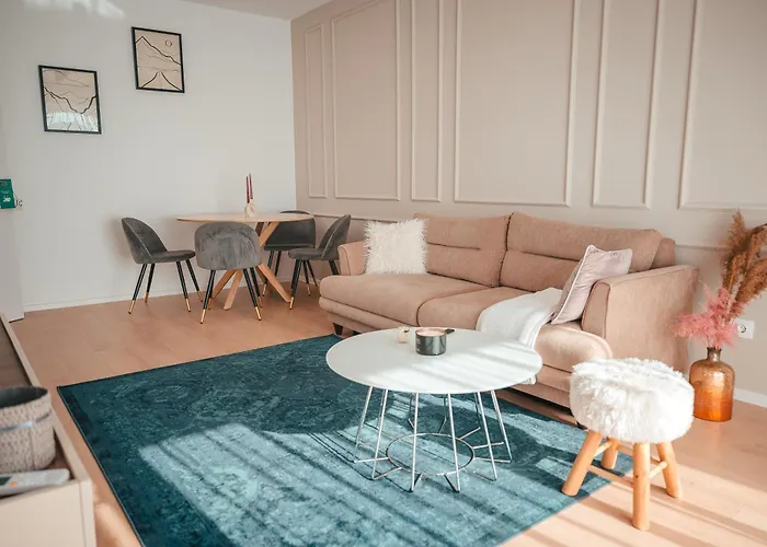 Διαμέρισμα Cozy Getaway Sector 1 *