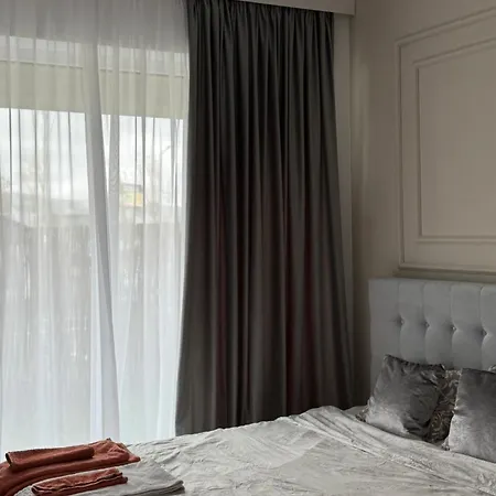Cozy Getaway Sector 1 Apartment